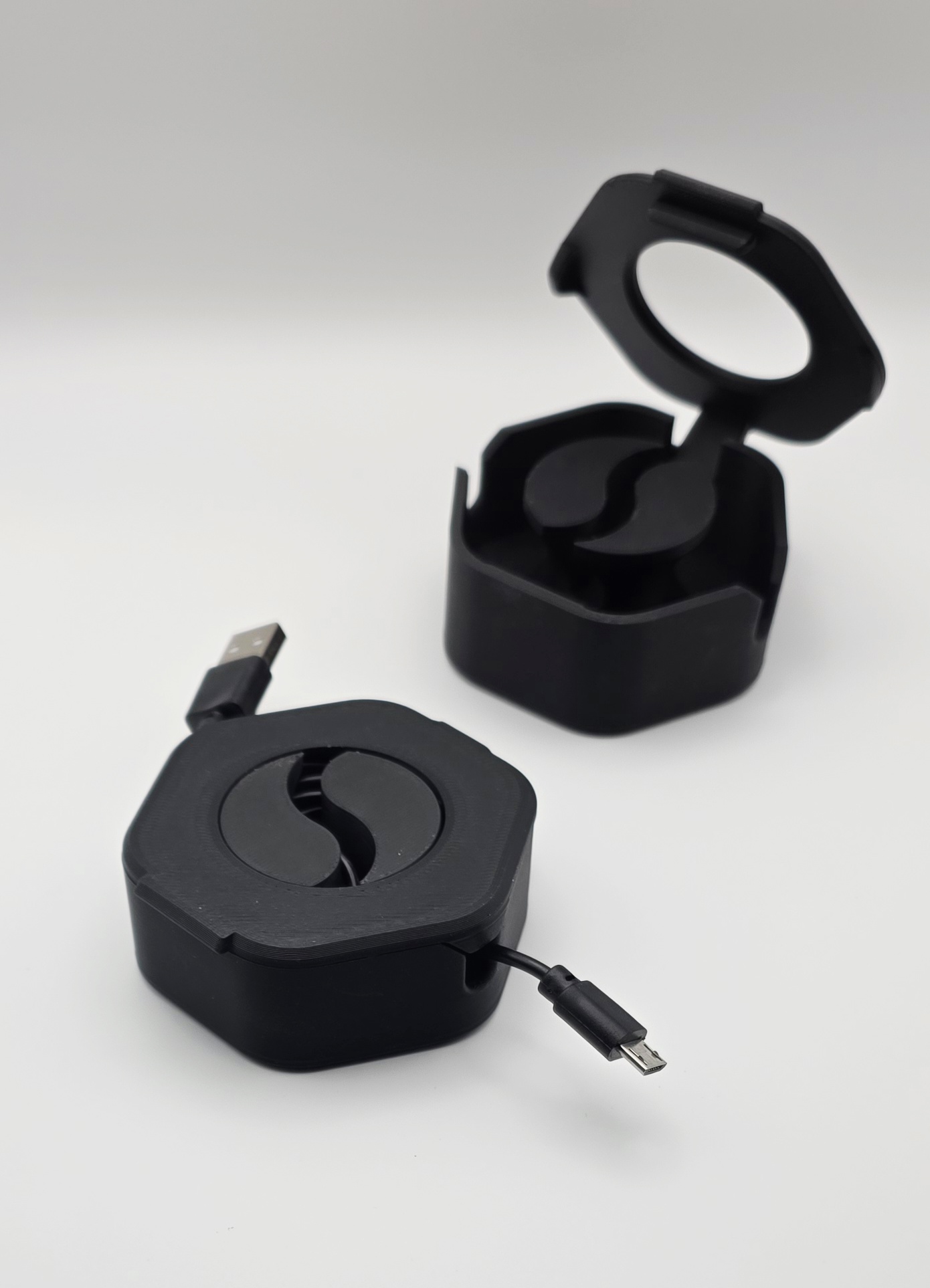 3D printed cable winder